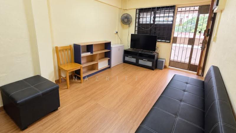 19 Marsiling Lane, 19 Marsiling Lane, Admiralty / Woodlands, 2 Bedrooms, 646 sqft, HDB Flat For Sale, by Nazriff ., 500287166 - Living Room - PropertyGuru.com.sg