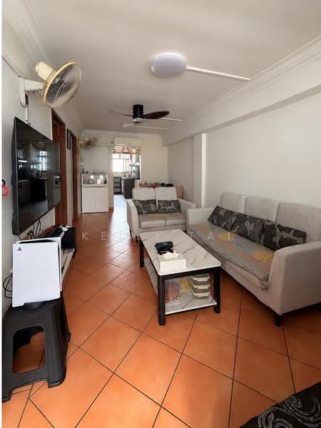 45 Bendemeer Road, 45 Bendemeer Road, Balestier / Toa Payoh, 2 Bedrooms, 710 sqft, HDB Flat For Sale, by Kelly Tai, 500287176 - Living Room - PropertyGuru.com.sg