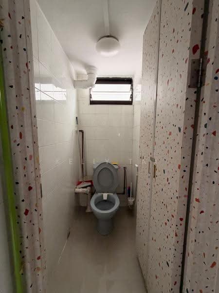45 Bendemeer Road, 45 Bendemeer Road, Balestier / Toa Payoh, 2 Bedrooms, 710 sqft, HDB Flat For Sale, by Kelly Tai, 500287176 - Bathroom - PropertyGuru.com.sg