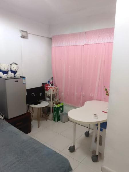 682A Woodlands Drive 62, 682A Woodlands Drive 62, Admiralty / Woodlands, 3 Bedrooms, 1,335 sqft, HDB Flat For Sale, by Genie Teo, 500287184 - Living Room - PropertyGuru.com.sg