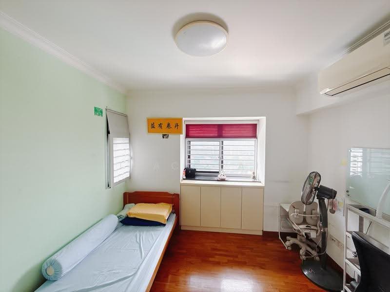 462 Clementi Avenue 3, 462 Clementi Avenue 3, Buona Vista / West Coast / Clementi New Town, 3 Bedrooms, 969 sqft, HDB Flat For Sale, by Tracy Lai, 500287195 - Common Bedroom - PropertyGuru.com.sg