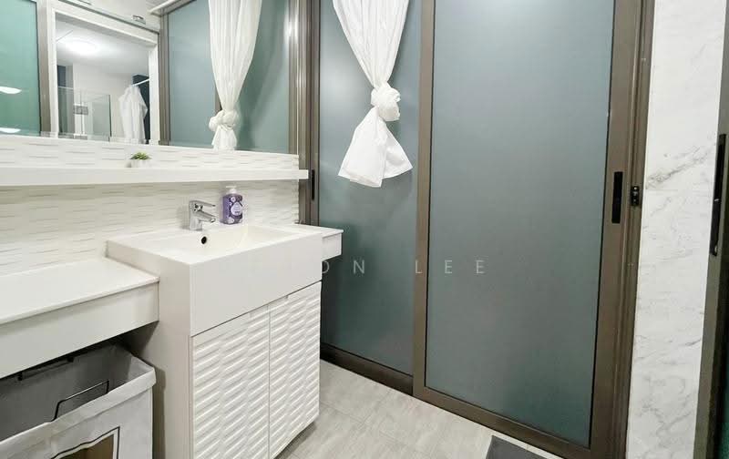 The Grandhill, 39 Pasir Panjang Hill, Buona Vista / West Coast / Clementi New Town, Room Rental, 155 sqft, Condominium For Rent, by Jeron Lee, 500287203 - Bathroom - PropertyGuru.com.sg