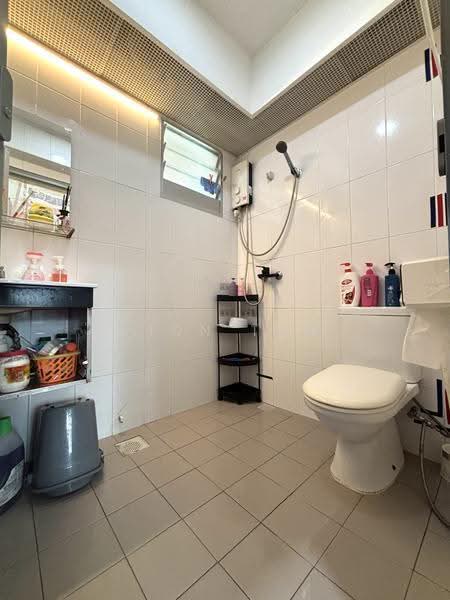 801C Keat Hong Close, 801C Keat Hong Close, Dairy Farm / Bukit Panjang / Choa Chu Kang, 3 Bedrooms, 990 sqft, HDB Flat For Sale, by Vion Tan, 500287210 - Bathroom - PropertyGuru.com.sg