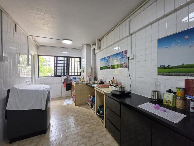 53 Teban Gardens Road, 53 Teban Gardens Road, Boon Lay / Jurong / Tuas, 3 Bedrooms, 893 sqft, HDB Flat For Sale, by Jeremy Peh, 500287215 - Kitchen - PropertyGuru.com.sg