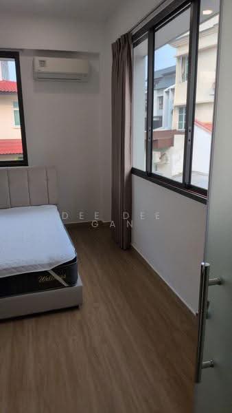 Simon Place at Kovan, 14 simon place, Hougang / Punggol / Sengkang, Room Rental, 250 sqft, Terraced House For Rent, by Dee Dee Gan, 500287225 - Bedroom - PropertyGuru.com.sg