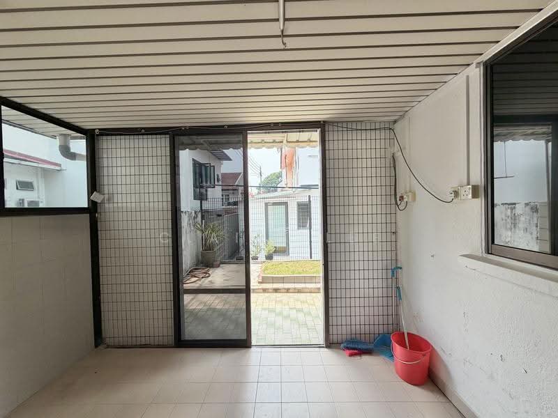 10 Lor Siglap, East Coast / Marine Parade, 4 Bedrooms, 1,750 sqft, Semi-Detached House For Rent, by Claire Lee, 500287226 - Exterior - PropertyGuru.com.sg