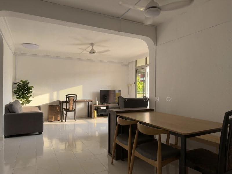 14 Toh Yi Drive, 14 Toh Yi Drive, Clementi Park / Upper Bukit Timah, Room Rental, 120 sqft, HDB Flat For Rent, by Jennifer Ong, 500287233 - Living Room - PropertyGuru.com.sg