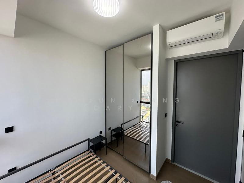 The Landmark, 173 Chin Swee Road, Alexandra / Commonwealth, 2 Bedrooms, 678 sqft, Condominium For Sale, by Ng Jun Xiang (Daryl), 500287238 - Bedroom - PropertyGuru.com.sg