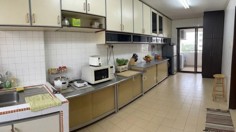 250 Bukit Batok East Avenue 5, 250 Bukit Batok East Avenue 5, Dairy Farm / Bukit Panjang / Choa Chu Kang, 2 Bedrooms, 785 sqft, HDB Flat For Sale, by Kenny Loh, 500287243 - PropertyGuru.com.sg