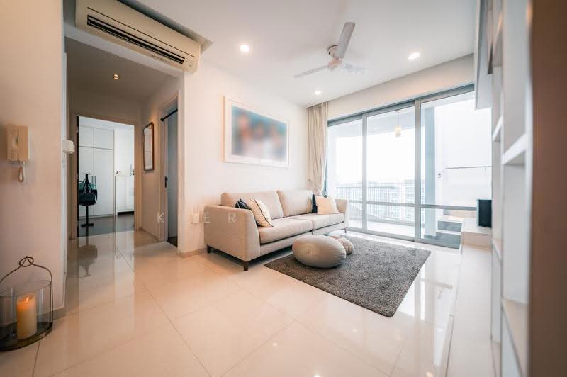 Arc at Tampines, 9 Tampines Avenue 8, Pasir Ris / Tampines, 3 Bedrooms, 1,701 sqft, Condominium For Sale, by Kieran Koh, 500287250 - Living Room - PropertyGuru.com.sg