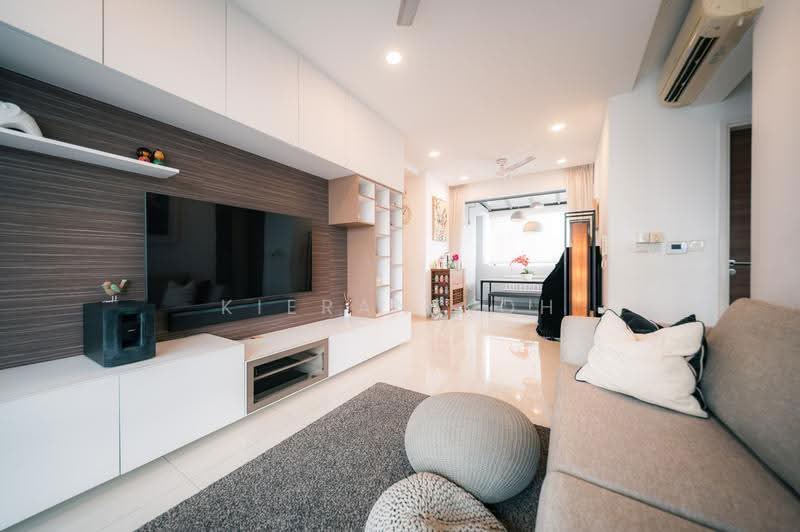 Arc at Tampines, 9 Tampines Avenue 8, Pasir Ris / Tampines, 3 Bedrooms, 1,701 sqft, Condominium For Sale, by Kieran Koh, 500287250 - Living Room - PropertyGuru.com.sg