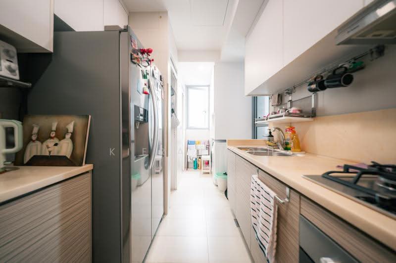 Arc at Tampines, 9 Tampines Avenue 8, Pasir Ris / Tampines, 3 Bedrooms, 1,701 sqft, Condominium For Sale, by Kieran Koh, 500287250 - Kitchen - PropertyGuru.com.sg