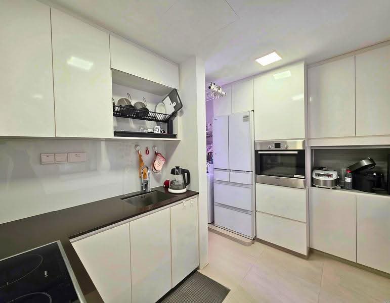 Arthur 118, 118 Arthur Road, East Coast / Marine Parade, 2 Bedrooms, 990 sqft, Apartment For Sale, by Kian Ang, 500287266 - Kitchen - PropertyGuru.com.sg