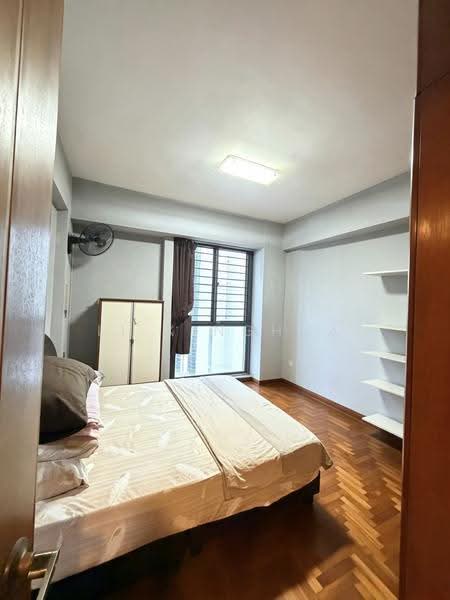 Regentville, 10 Hougang Street 92, Hougang / Punggol / Sengkang, 3 Bedrooms, 1,152 sqft, Condominium For Sale, by Li Xinghua, 500287272 - PropertyGuru.com.sg