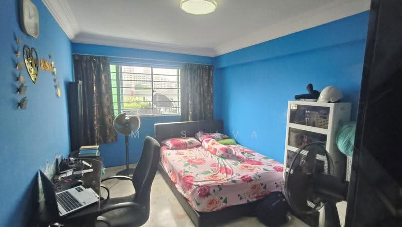 254 Bukit Batok East Avenue 4, 254 Bukit Batok East Avenue 4, Dairy Farm / Bukit Panjang / Choa Chu Kang, 3 Bedrooms, 1,301 sqft, HDB Flat For Sale, by M. Selva, 500287273 - Bedroom - PropertyGuru.com.sg
