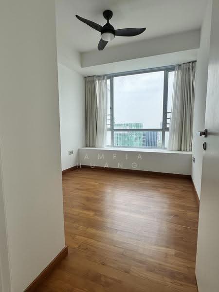 Cairnhill Residences, 31 Cairnhill Circle, Orchard / River Valley, 3 Bedrooms, 1,238 sqft, Apartment For Rent, by Pamela Huang, 500287285 - Bedroom 3 - PropertyGuru.com.sg