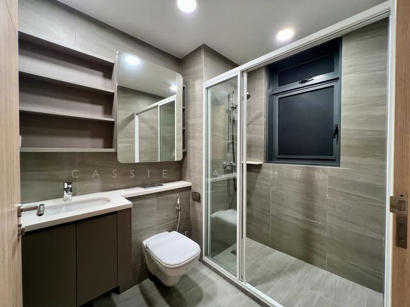 Hundred Palms Residences, 266 Yio Chu Kang Road, Hougang / Punggol / Sengkang, 3 Bedrooms, 1,055 sqft, Condominium For Rent, by Cassie Lam 林羿伶, 500287290 - Bathroom - PropertyGuru.com.sg