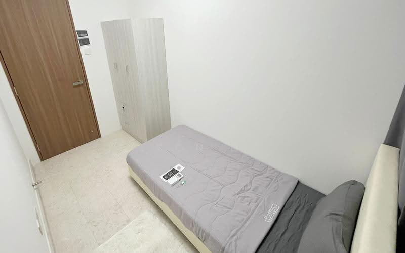 The Grandhill, 39 Pasir Panjang Hill, Buona Vista / West Coast / Clementi New Town, Room Rental, 145 sqft, Condominium For Rent, by Jeron Lee, 500287310 - Bedroom - PropertyGuru.com.sg