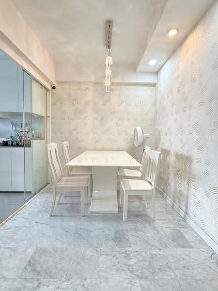 215 Choa Chu Kang Central, 215 Choa Chu Kang Central, Dairy Farm / Bukit Panjang / Choa Chu Kang, 3 Bedrooms, 1,119 sqft, HDB Flat For Sale, by Jerry Tay, 500287317 - Dining Room - PropertyGuru.com.sg
