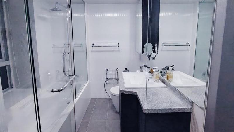 The Stellar, 8 West Coast Road, Buona Vista / West Coast / Clementi New Town, Room Rental, 200 sqft, Condominium For Rent, by Bennedict Tan, 500287321 - Bathroom - PropertyGuru.com.sg