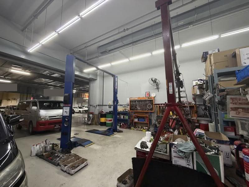 Carros Centre, 60 JALAN LAM HUAT, Admiralty / Woodlands, 1,689 sqft, Factory / Workshop (B2) For Rent, by Kelly Low, 500287326 - CommercialGuru.com.sg