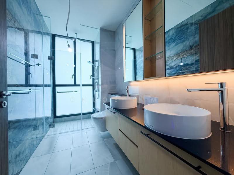 Belgravia Ace, Belgravia Drive, Seletar / Yio Chu Kang, 5 Bedrooms, 4,058 sqft, Semi-Detached House For Sale, by Chloe Lim, 500287335 - Bathroom - PropertyGuru.com.sg