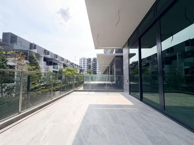 Belgravia Ace, Belgravia Drive, Seletar / Yio Chu Kang, 5 Bedrooms, 4,058 sqft, Semi-Detached House For Sale, by Chloe Lim, 500287335 - Exterior - PropertyGuru.com.sg