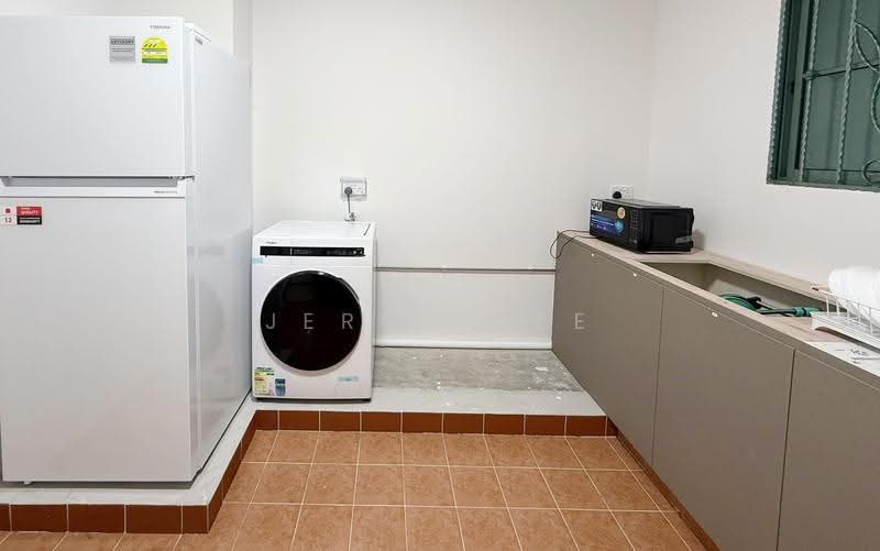 Westville, 12 Westwood Terrace, Boon Lay / Jurong / Tuas, Room Rental, 155 sqft, Terraced House For Rent, by Jeron Lee, 500287338 - Kitchen - PropertyGuru.com.sg