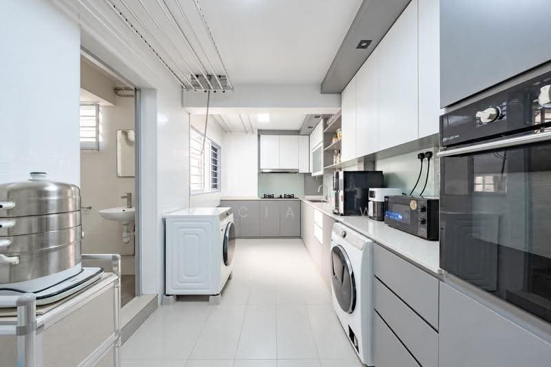 553 Ang Mo Kio Avenue 10, 553 Ang Mo Kio Avenue 10, Ang Mo Kio / Bishan / Thomson, 3 Bedrooms, 1,281 sqft, HDB Flat For Sale, by Gracia Ow, 500287343 - Kitchen - PropertyGuru.com.sg