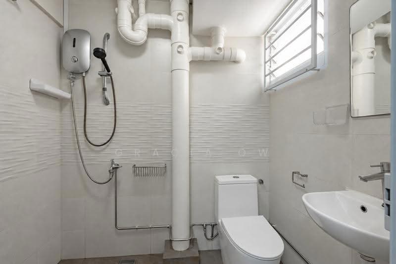 553 Ang Mo Kio Avenue 10, 553 Ang Mo Kio Avenue 10, Ang Mo Kio / Bishan / Thomson, 3 Bedrooms, 1,281 sqft, HDB Flat For Sale, by Gracia Ow, 500287343 - Bathroom - PropertyGuru.com.sg