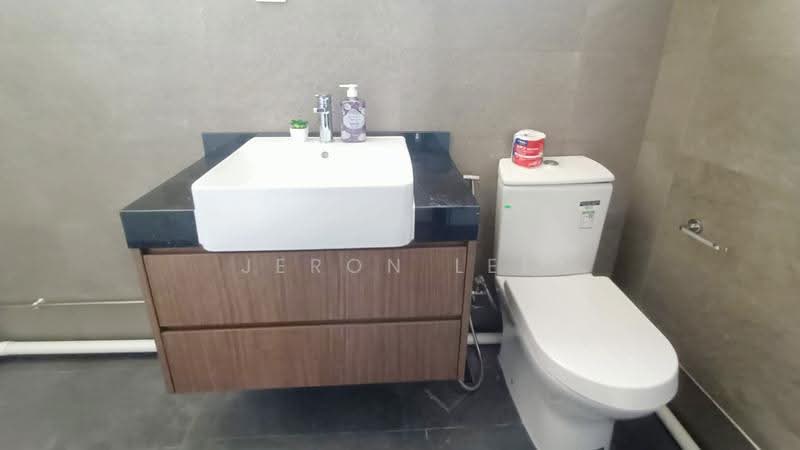 Yunnan Gardens, 66 Yunnan Crescent, Boon Lay / Jurong / Tuas, Studio, 175 sqft, Terraced House For Rent, by Jeron Lee, 500287348 - Bathroom - PropertyGuru.com.sg