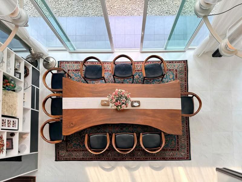 **LANDED7772** @ RARE DESIGNER SEA-VIEW SANCTUARY, Pasir Ris / Tampines, 8 Bedrooms, 7,000 sqft, Semi-Detached House For Sale, by Brandon Ng, 500287350 - Dining Room - PropertyGuru.com.sg