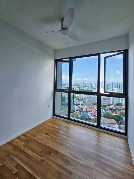 Clavon, 8 Clementi Avenue 1, Buona Vista / West Coast / Clementi New Town, 5 Bedrooms, 1,690 sqft, Condominium For Sale, by Joyce Lye Hui Xin, 500287352 - View - PropertyGuru.com.sg