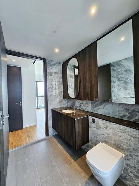 Clavon, 8 Clementi Avenue 1, Buona Vista / West Coast / Clementi New Town, 5 Bedrooms, 1,690 sqft, Condominium For Sale, by Andy Lim 林佳俊, 500287353 - Bathroom - PropertyGuru.com.sg