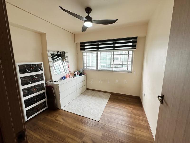 102B Canberra Street, 102B Canberra Street, Sembawang / Yishun, 2 Bedrooms, 743 sqft, HDB Flat For Sale, by Amir Zalani, 500287358 - Bedroom - PropertyGuru.com.sg
