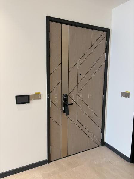Perfect Ten, 323 Bukit Timah Road, Tanglin / Holland / Bukit Timah, 3 Bedrooms, 1,227 sqft, Condominium For Rent, by Deborah Soo, 500287367 - Entrance - PropertyGuru.com.sg
