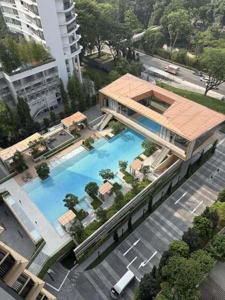 Perfect Ten, 323 Bukit Timah Road, Tanglin / Holland / Bukit Timah, 3 Bedrooms, 1,227 sqft, Condominium For Rent, by Deborah Soo, 500287367 - Swimming pool - PropertyGuru.com.sg