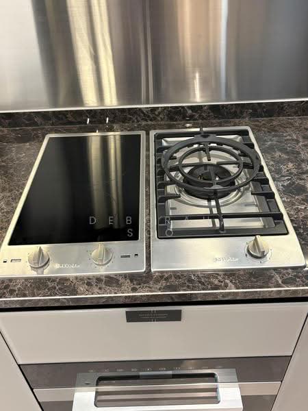 Perfect Ten, 323 Bukit Timah Road, Tanglin / Holland / Bukit Timah, 3 Bedrooms, 1,227 sqft, Condominium For Rent, by Deborah Soo, 500287367 - Cooker hob - PropertyGuru.com.sg