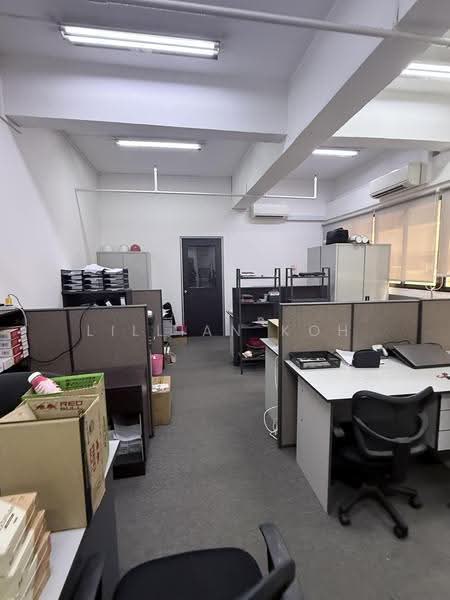 Tong Lee Building, 35 Kallang Pudding Road, Macpherson / Potong Pasir, 674 sqft, Light Industrial (B1) For Rent, by Lillian Koh, 500287395 - Interior - CommercialGuru.com.sg