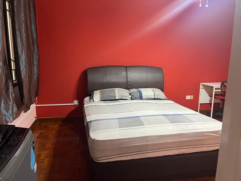 Chuan Villas, Chuan Close, Hougang / Punggol / Sengkang, Room Rental, 350 sqft, Terraced House For Rent, by Henry Lim, 500287404 - Bedroom - PropertyGuru.com.sg
