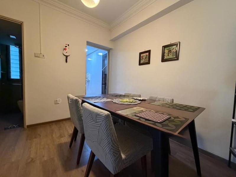 Orchid Park Condominium, 89 Yishun Street 81, Sembawang / Yishun, 2 Bedrooms, 893 sqft, Condominium For Sale, by Desmond Tan, 500287410 - Dining Room - PropertyGuru.com.sg