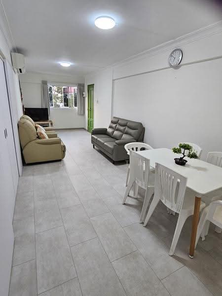 621 Ang Mo Kio Avenue 9, 621 Ang Mo Kio Avenue 9, Ang Mo Kio / Bishan / Thomson, 2 Bedrooms, 883 sqft, HDB Flat For Sale, by Jack Tan, 500287424 - Living Room - PropertyGuru.com.sg