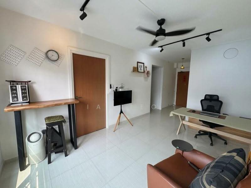 780A Woodlands Crescent, 780A Woodlands Crescent, Admiralty / Woodlands, 1 Bedroom, 506 sqft, HDB Flat For Sale, by Ian Teo, 500287432 - Living Room - PropertyGuru.com.sg