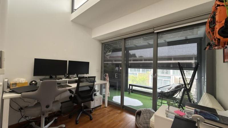 Hillcrest Villa, 1U Hillcrest Road, Newton / Novena, 5 Bedrooms, 3,089 sqft, Cluster House For Sale, by Janice Sim, 500287434 - Study - PropertyGuru.com.sg
