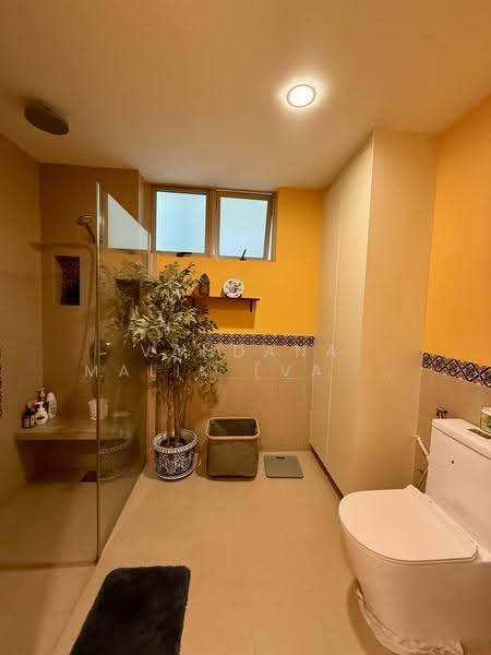 Costa Rhu, 1 Rhu Cross, East Coast / Marine Parade, 4 Bedrooms, 2,056 sqft, Condominium For Sale, by Vandana Malik (Vanda), 500287441 - PropertyGuru.com.sg