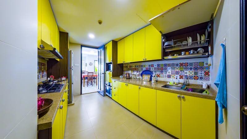 Costa Rhu, 1 Rhu Cross, East Coast / Marine Parade, 4 Bedrooms, 2,056 sqft, Condominium For Sale, by Vandana Malik (Vanda), 500287441 - Kitchen - PropertyGuru.com.sg