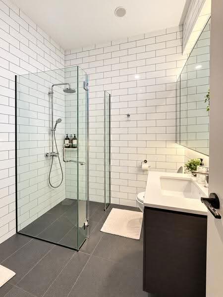 Hillcrest Arcadia, 251 Arcadia Road, Newton / Novena, 5 Bedrooms, 2,896 sqft, Condominium For Sale, by Martin Goh 吴伟楠, 500287449 - Bathroom - PropertyGuru.com.sg
