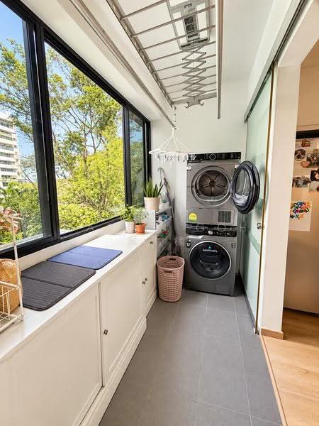 Hillcrest Arcadia, 251 Arcadia Road, Newton / Novena, 5 Bedrooms, 2,896 sqft, Condominium For Sale, by Martin Goh 吴伟楠, 500287449 - Well ventilated washer dryer area - PropertyGuru.com.sg
