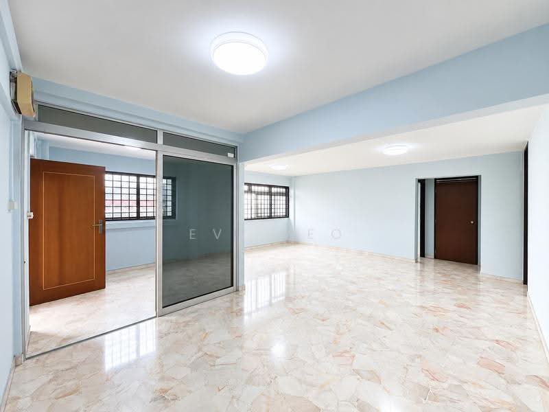 345 Woodlands Street 32, 345 Woodlands Street 32, Admiralty / Woodlands, 4 Bedrooms, 1,313 sqft, HDB Flat For Sale, by Evy Yeo, 500287450 - Living Room - PropertyGuru.com.sg