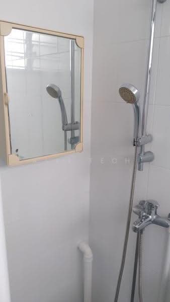 280 Bukit Batok East Avenue 3, 280 Bukit Batok East Avenue 3, Dairy Farm / Bukit Panjang / Choa Chu Kang, Room Rental, 120 sqft, HDB Flat For Rent, by Alex Teoh, 500287473 - Bathroom - PropertyGuru.com.sg